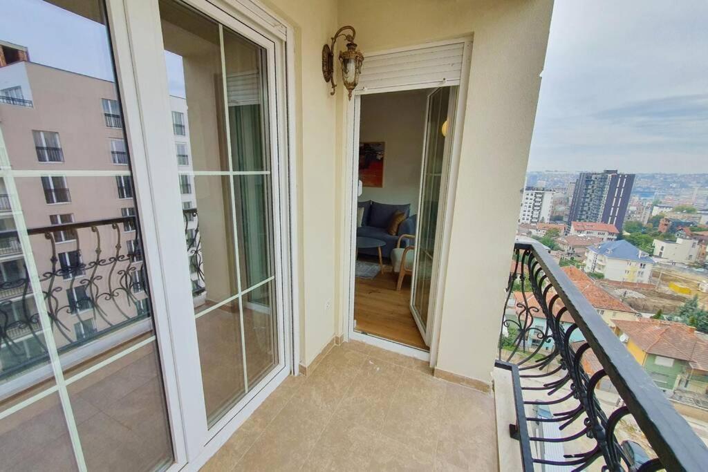 Luxury Green Apartment Πρίστινα Εξωτερικό φωτογραφία