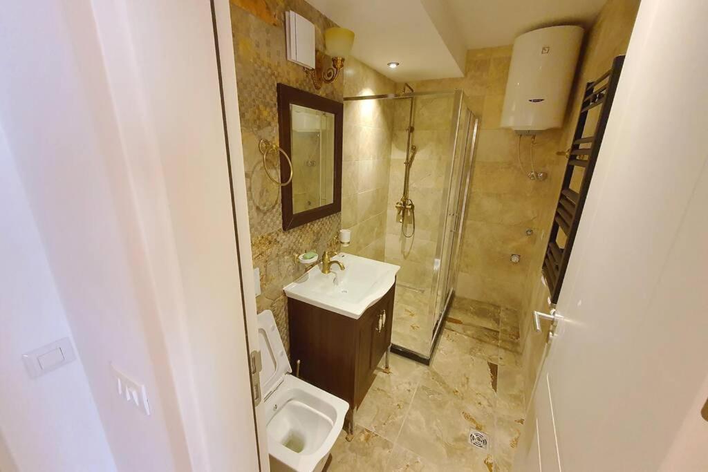 Luxury Green Apartment Πρίστινα Εξωτερικό φωτογραφία