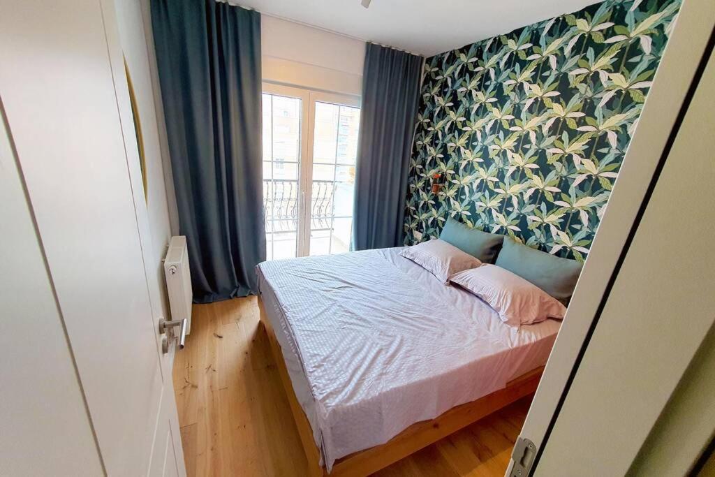 Luxury Green Apartment Πρίστινα Εξωτερικό φωτογραφία