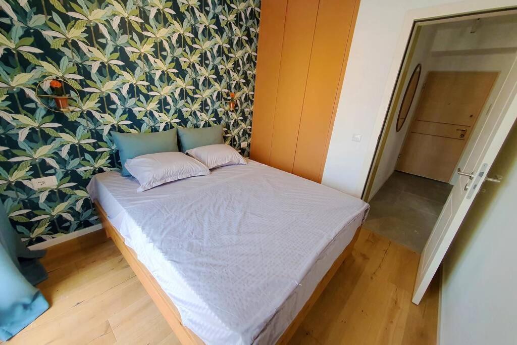 Luxury Green Apartment Πρίστινα Εξωτερικό φωτογραφία